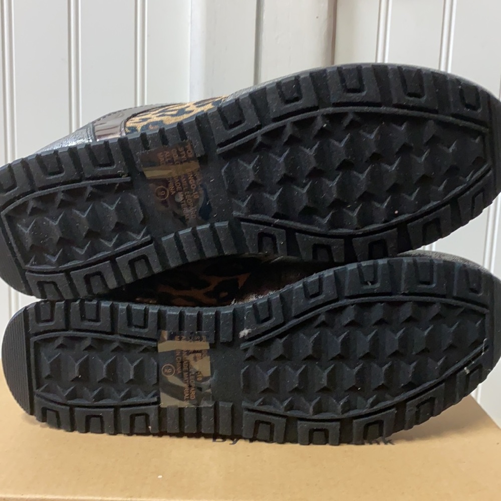 Forever Leopard Print Sneakers 9 NWT - Picture 7 of 11
